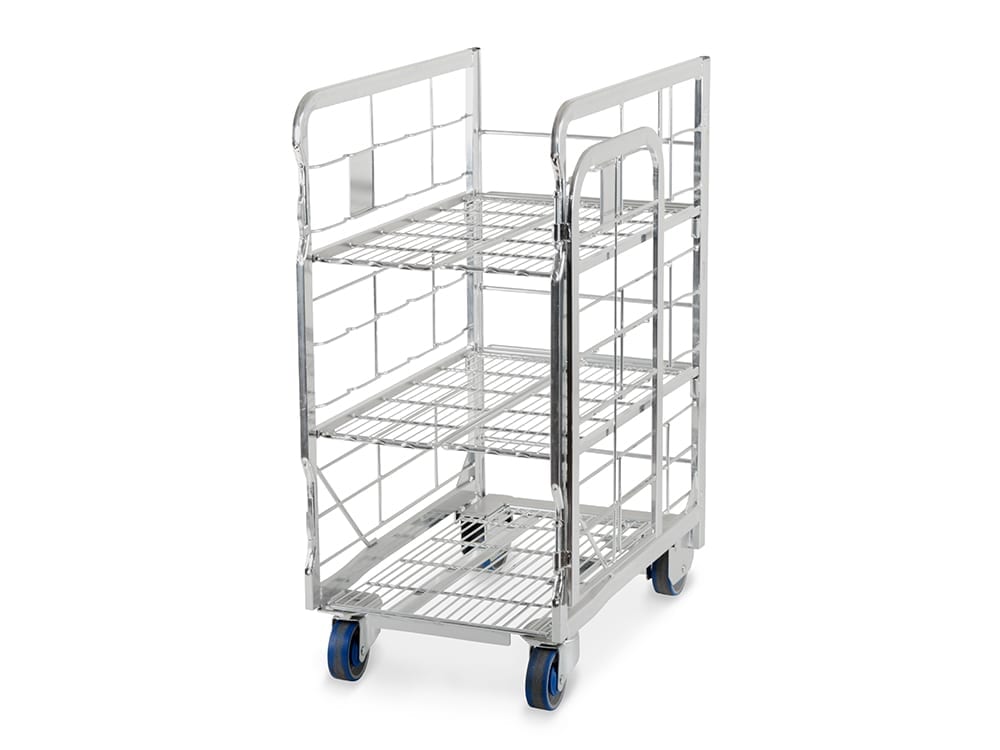 high backload Dairytainer with 3 shelfes