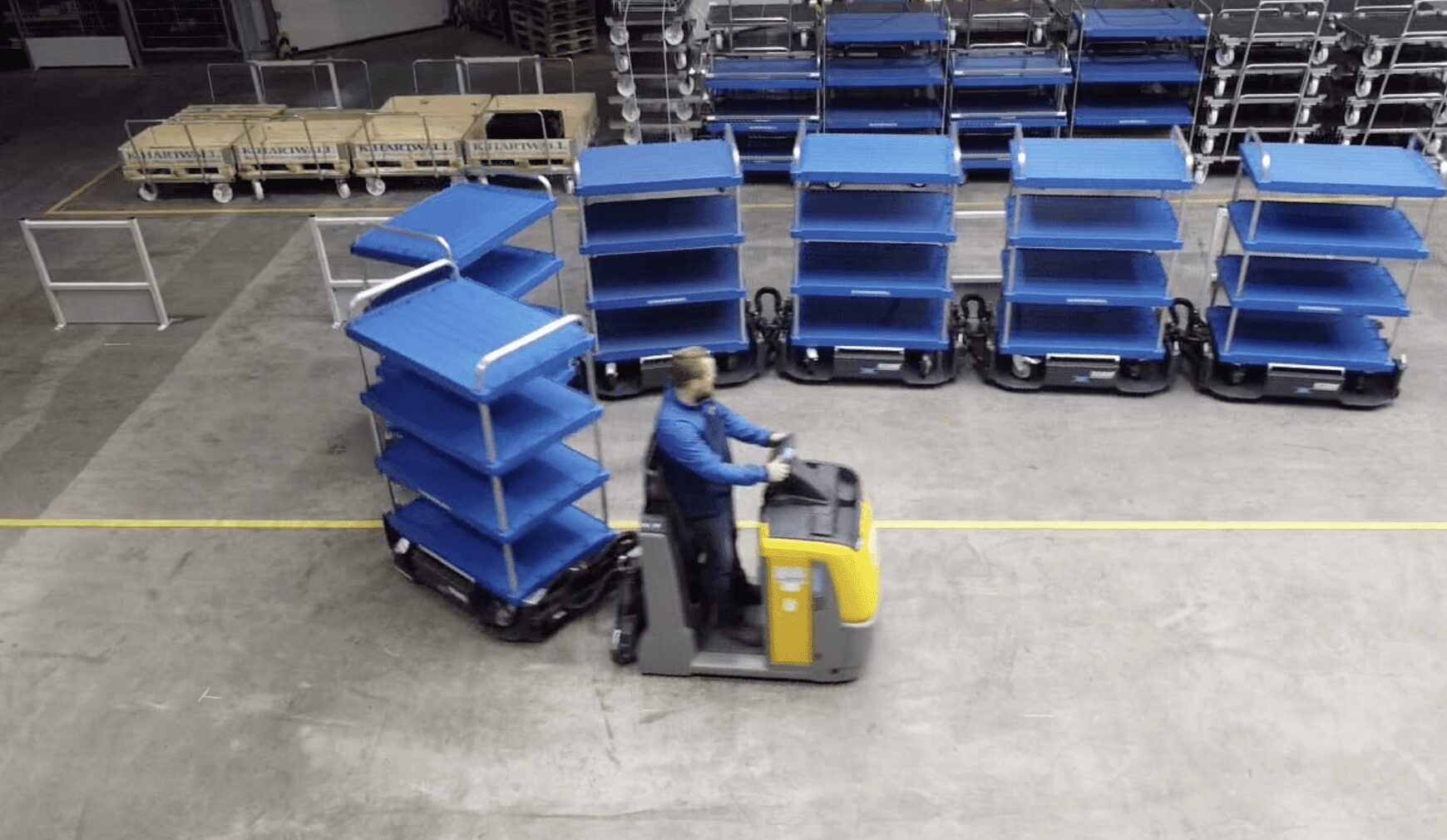 Agile Fahrweise des LiftLiner Routenzug