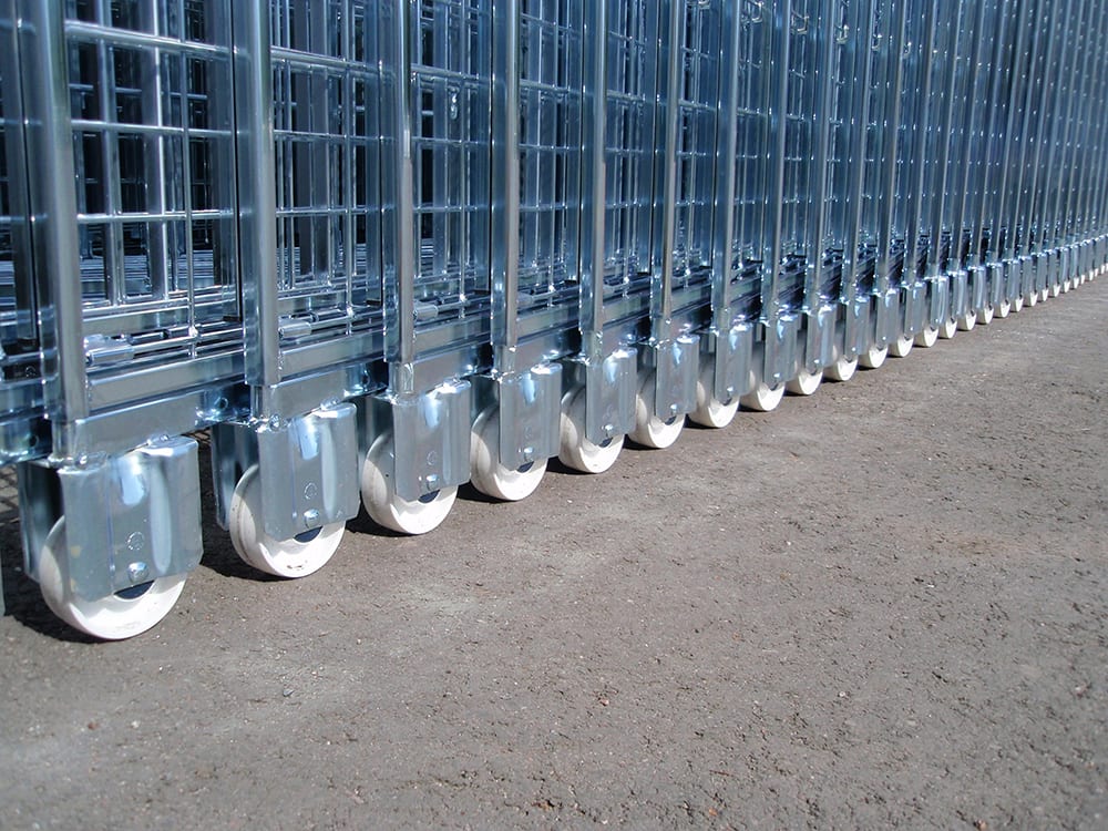 Schachtelbare Rollbehälter von K. Hartwall