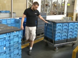 lean pallet size dolly in use