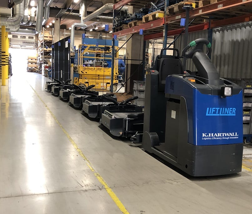 LiftLiner tugger train in use at the Söderkulla plant of K.Hartwall