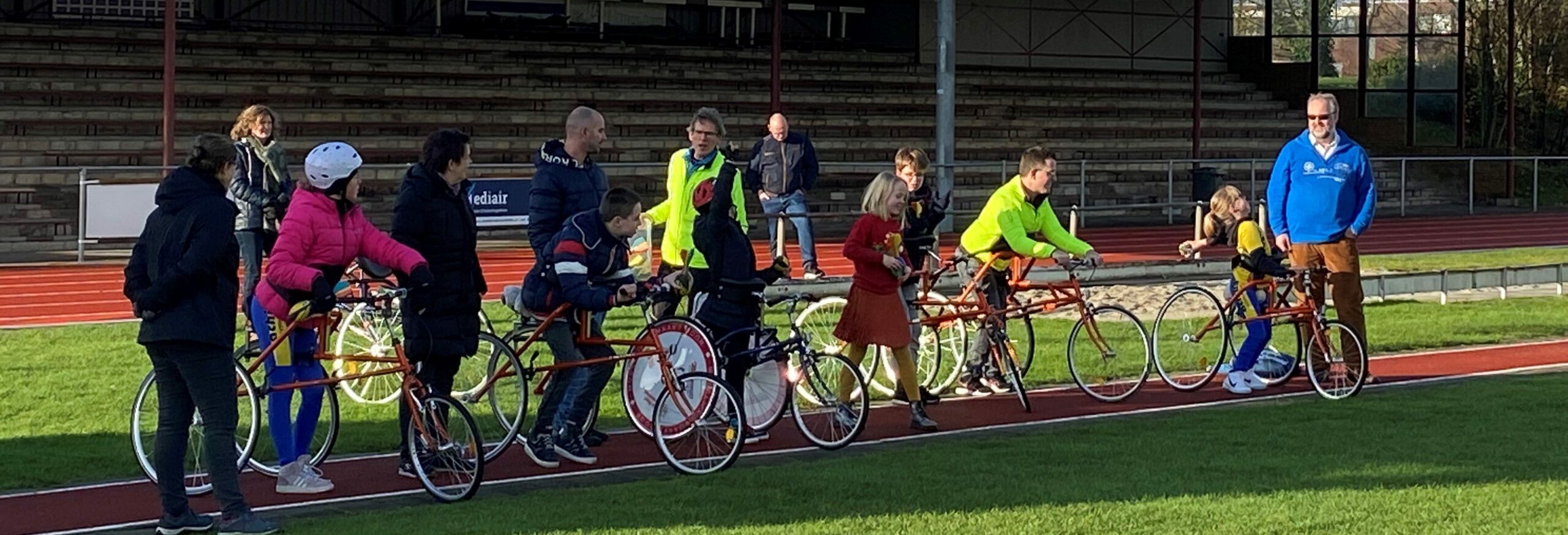 K.Hartwall donates 1.000 Euro to the Frame runners ARV Achilles