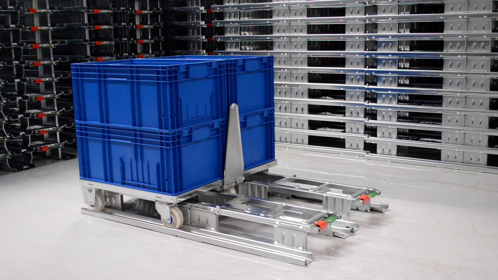 Lean Adapterpalette mit Lean BodenrollerDolly 600x800mm