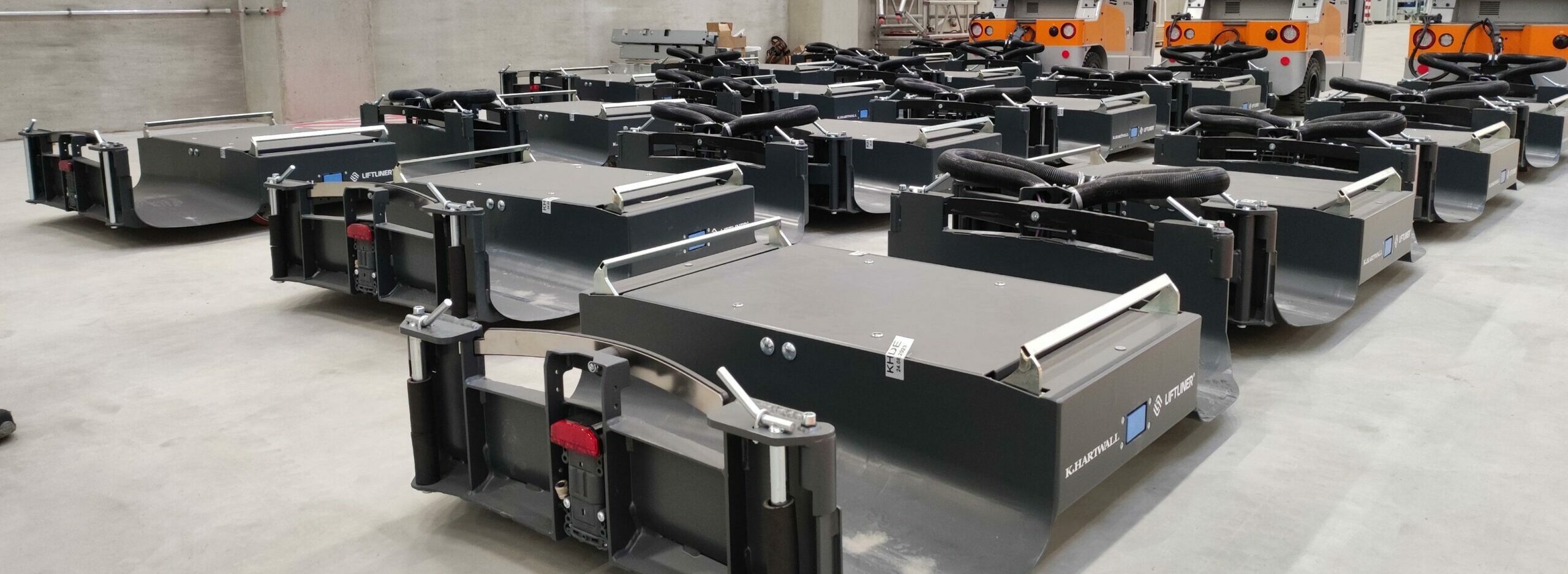 LiftLiner Routenzüge in Parkposition bei Deutsche Bahn