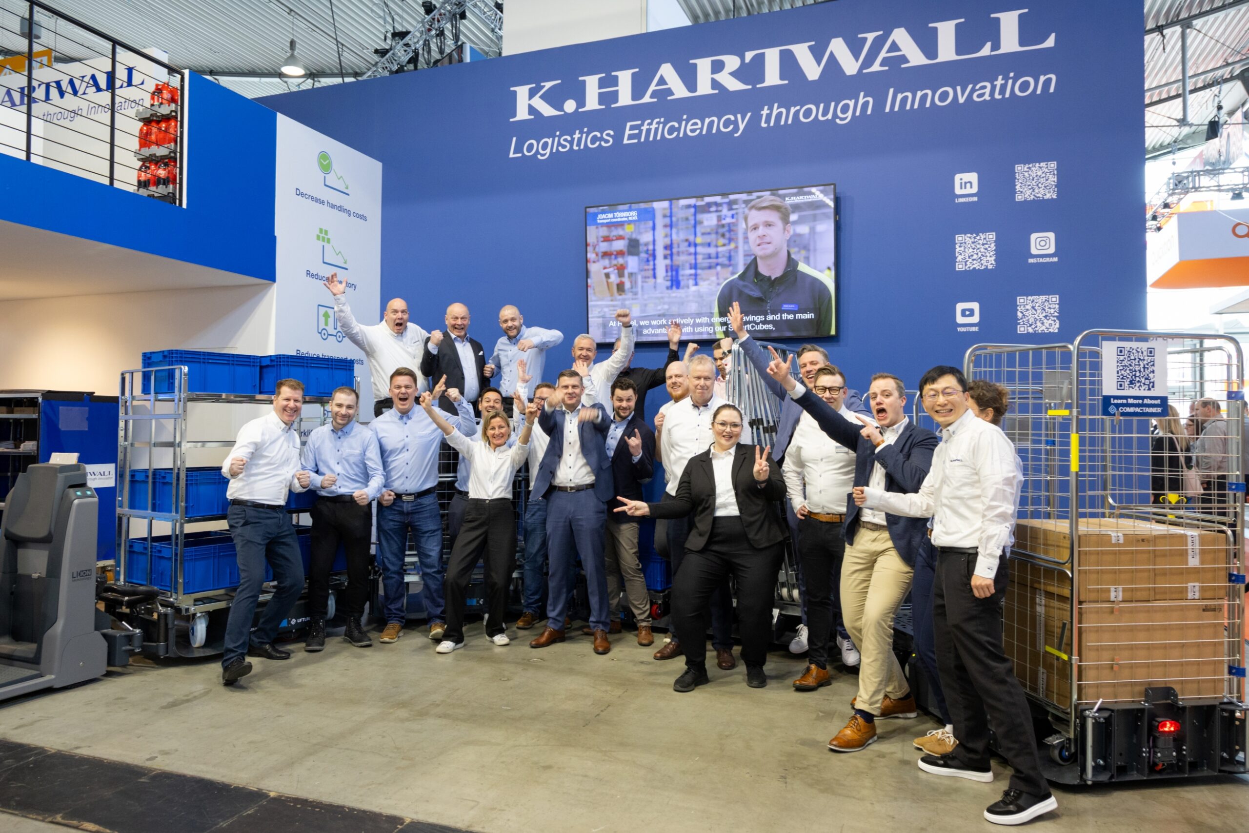 Auf der LogiMAT 2025 in Stuttgart präsentiert das K.Hartwall Team zum ersten Mal sein neuestes FTS/AGV/AMR - A-MATE Lite - der Öffentlichkeit